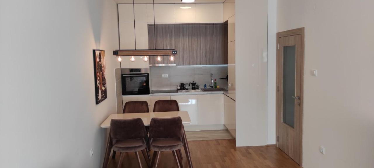 South Side Apartment Podgorica Exterior foto